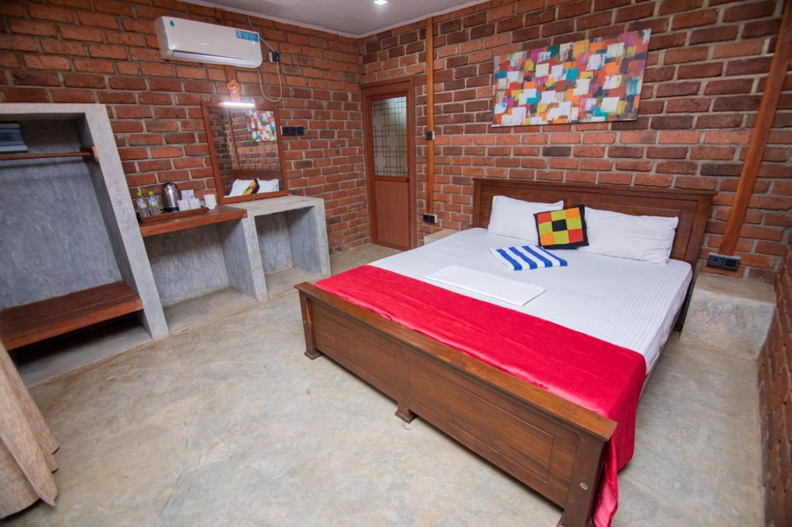 Click Hiriketiya Hotel Dickwella Exterior photo